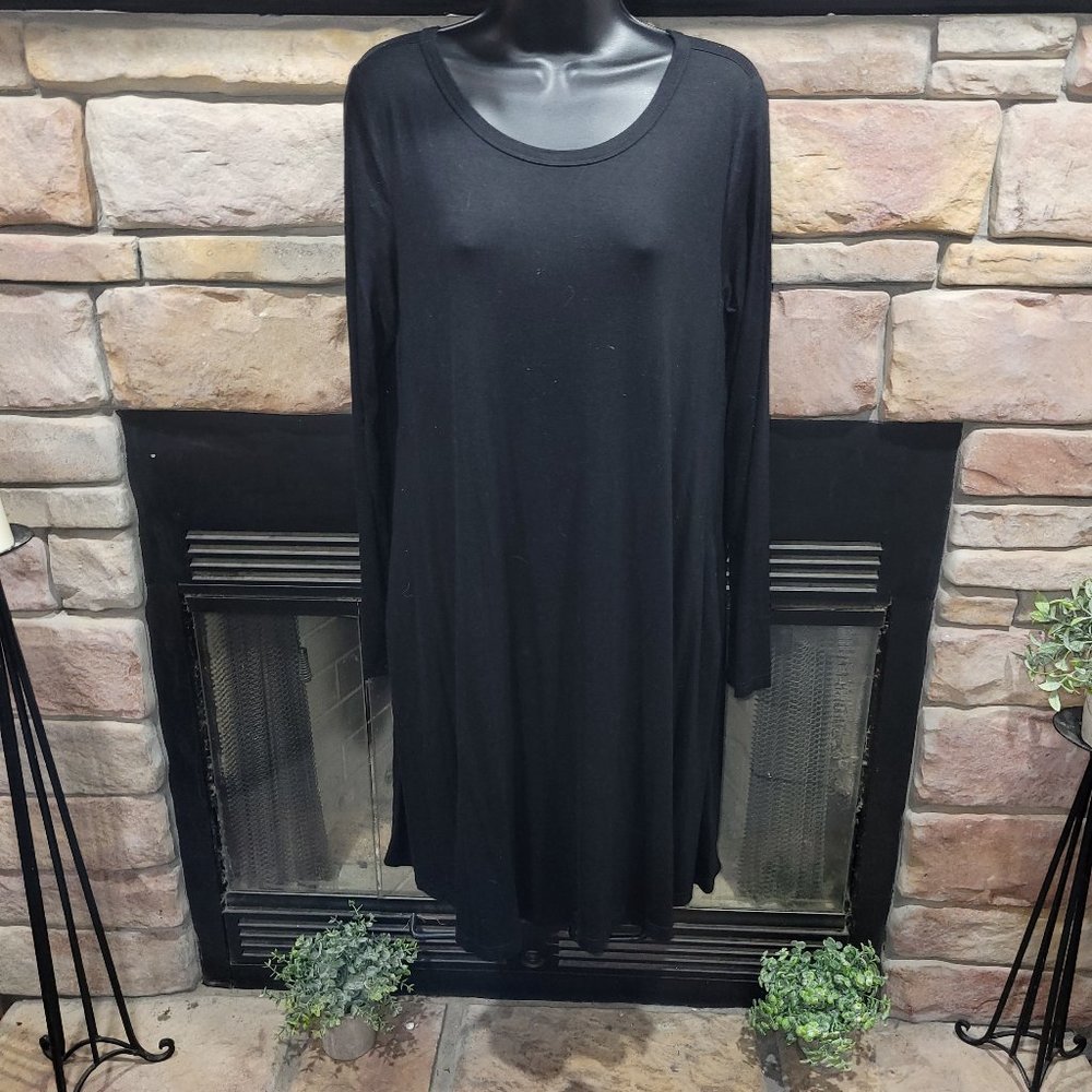 Himone black long sleeve dress w/pockets Size XL